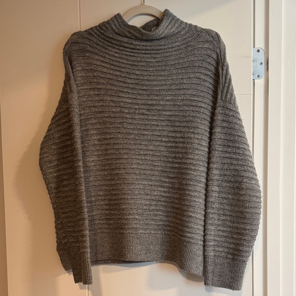 MELLODAY Sweaters - MELLODAY Charcoal Ribbed Turtleneck Sweater